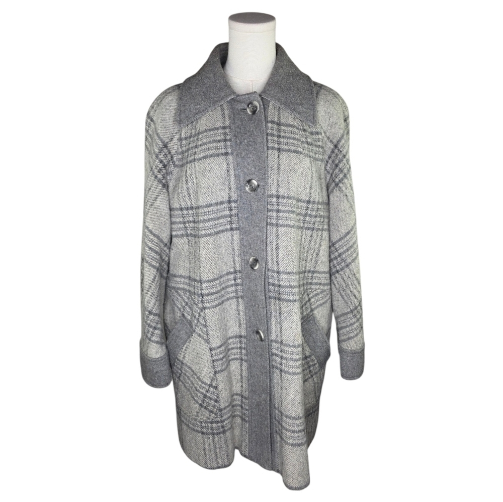 Vintage Passport Gray Plaid Wool Coat Pink Lining Made in USA Classic